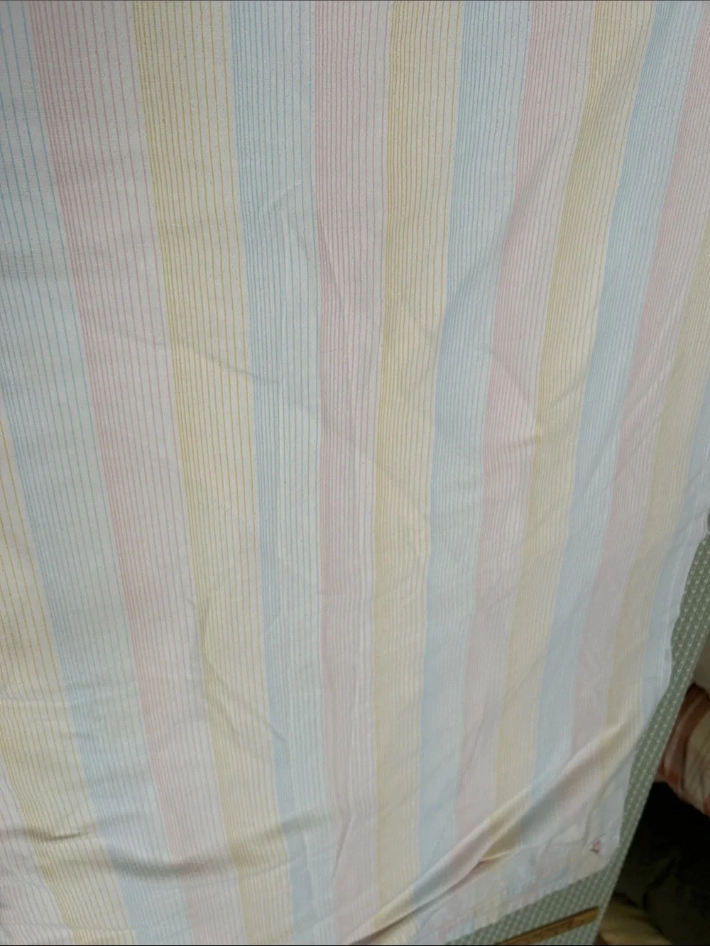 CottonComfort Pastel TWIN Flat Light-Wt Flannel Pink, Blue & Yellow pinstripes.